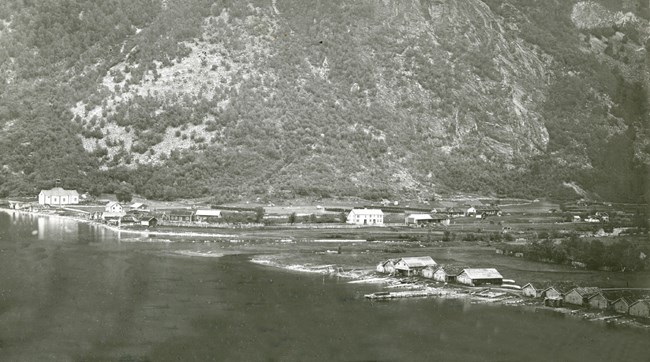 Norddal1883.jpg Norddal1883.jpg
