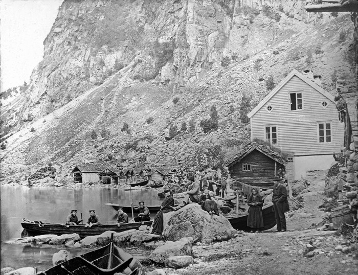 Dei første turistane1869.jpg