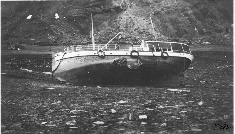 Nr. 075t Kyrkjebåten T.jpg Nr. 075t Kyrkjebåten T.jpg