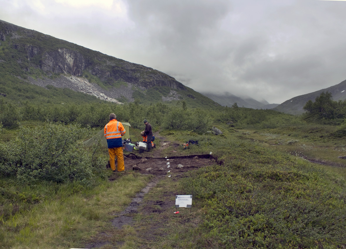 Langfjelldalen. arkeologi 2012.jpg